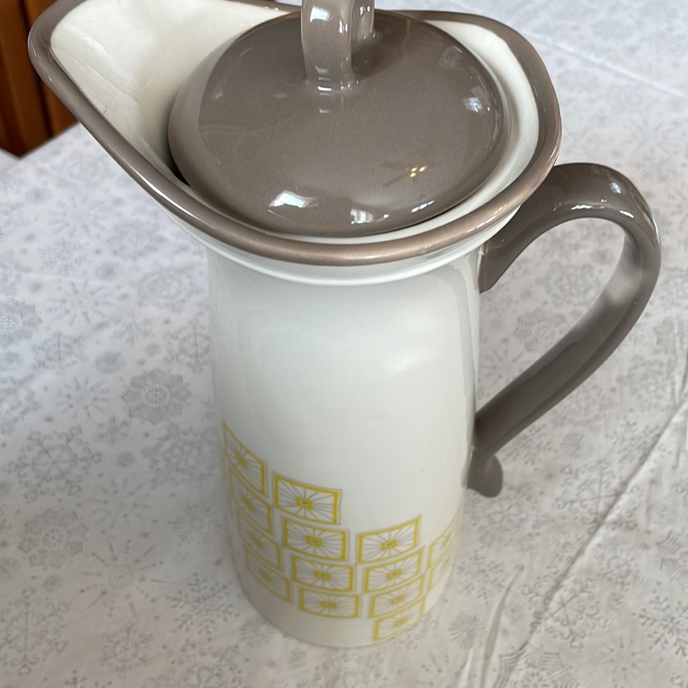 Blessings Pitcher - Picture 4 of 6